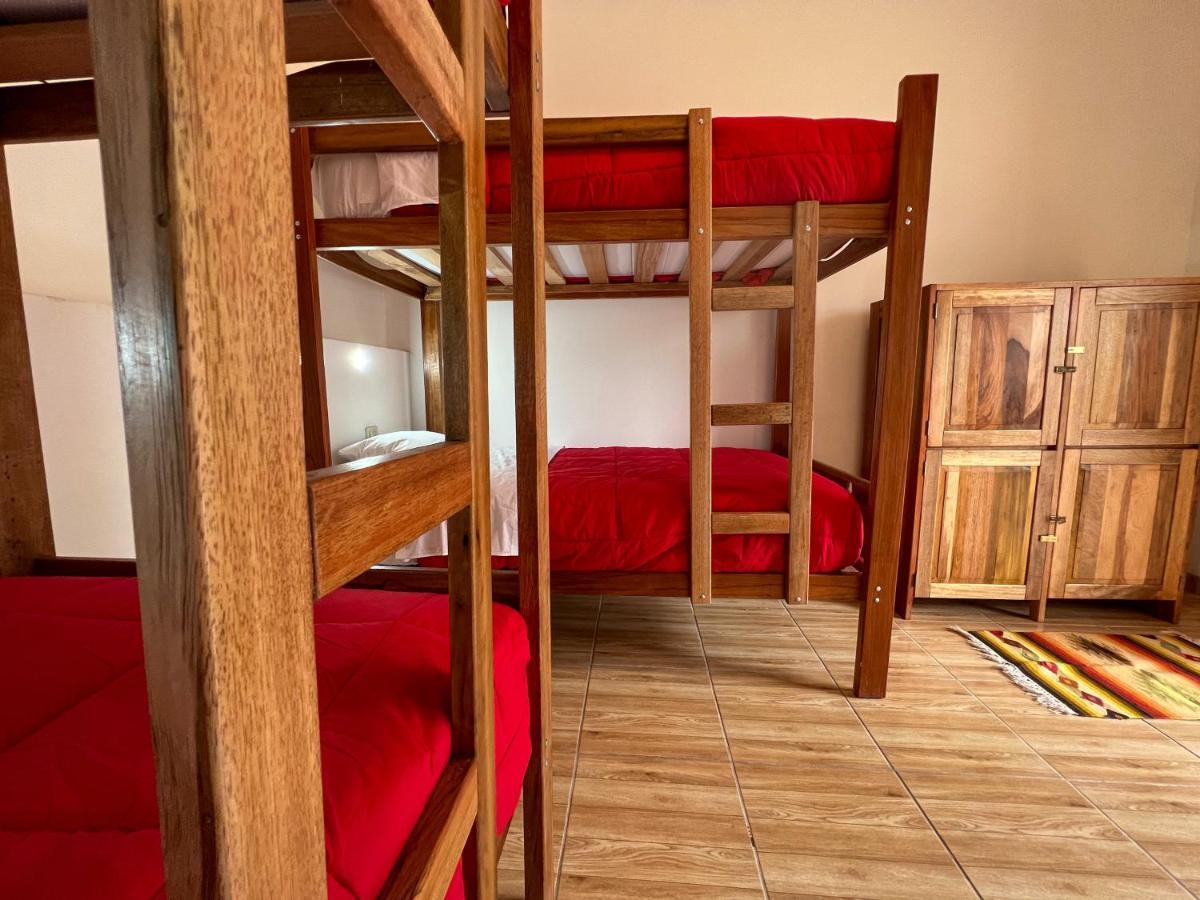 Hostel Tupac Huaraz Zewnętrze zdjęcie