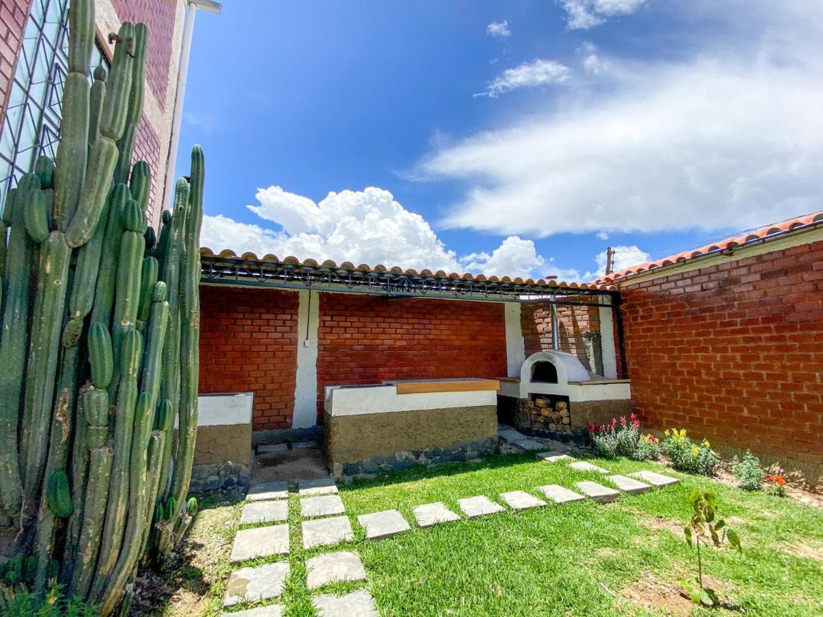 Hostel Tupac Huaraz Zewnętrze zdjęcie