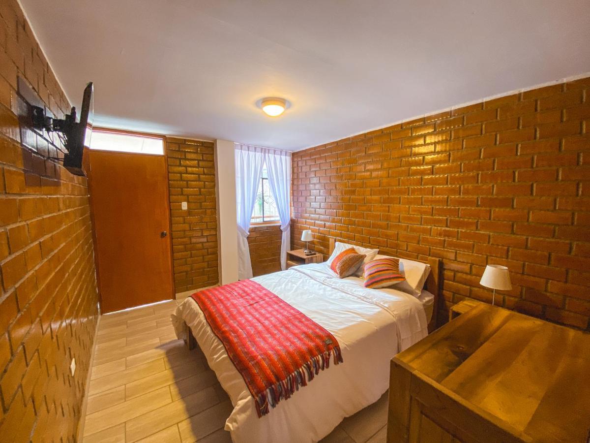 Hostel Tupac Huaraz Zewnętrze zdjęcie