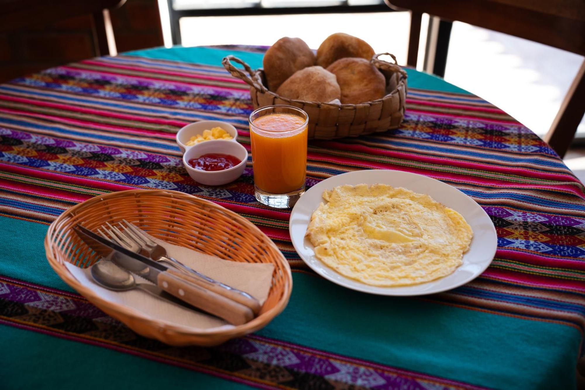 Hostel Tupac Huaraz Zewnętrze zdjęcie