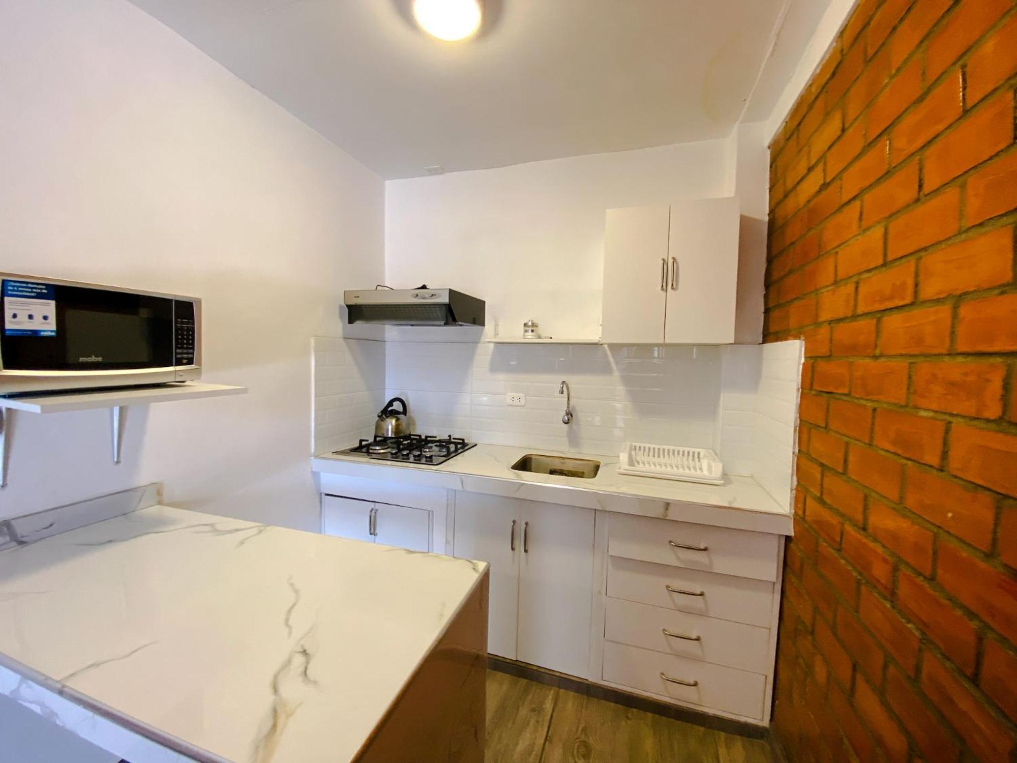 Hostel Tupac Huaraz Zewnętrze zdjęcie